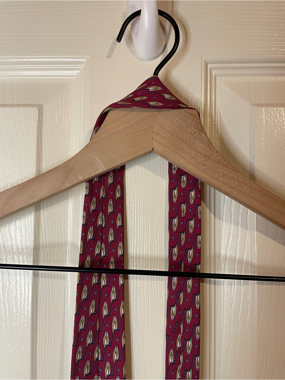 Hermes Paris Vintage 90s Limited Edition 100% Silk Pink Owl Neck Tie *Rare* - Picture 13 of 13
